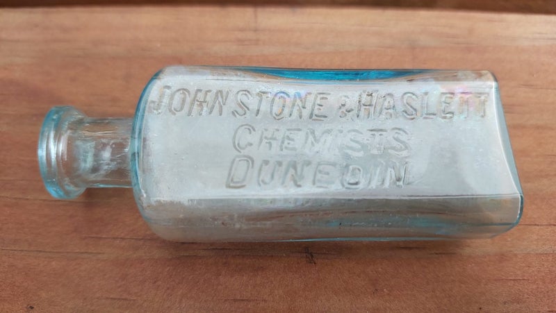 JOHNSTONE AND HASLETT DUNEDIN CHEMIST BOTTLE Carousel 2