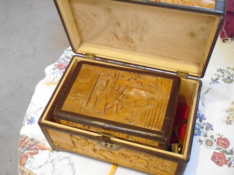 jewellery boxes three in one Carousel 2