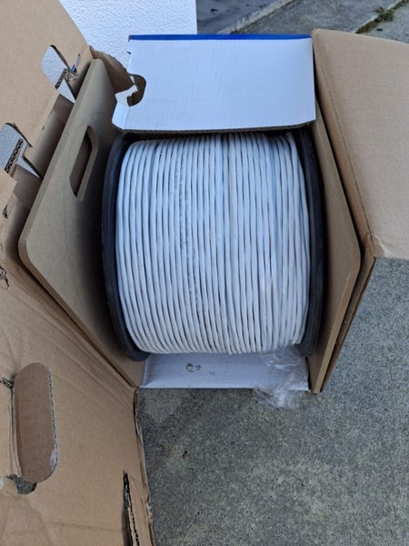 OPTICAT cat 5E hybrid data cable with 2 Fibre Carousel 3