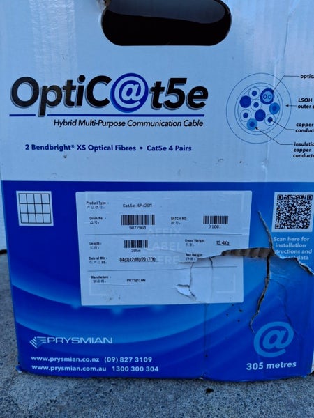 OPTICAT cat 5E hybrid data cable with 2 Fibre Carousel 1