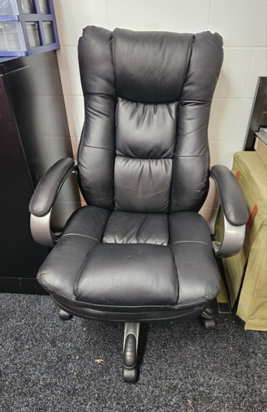 Executive Office chair Carousel 1