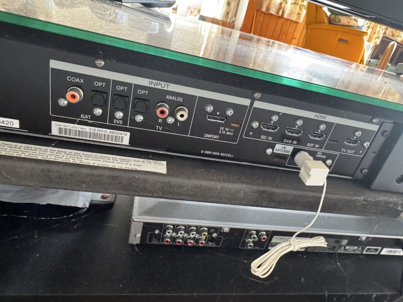 Sony RHT-G1500 5.1 Invisible Home Cinema Stand Carousel 2