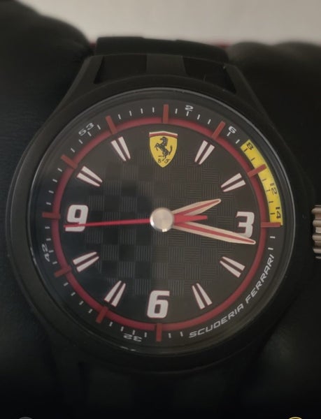 Ferrari Watch Carousel 1