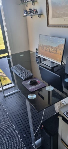 Office Desk Carousel 2