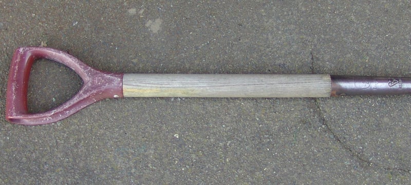 Vintage S & J English Spade (GB63) Carousel 2