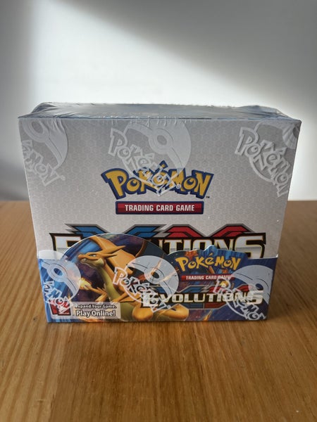Pokémon - Evolutions Booster Box Carousel 1