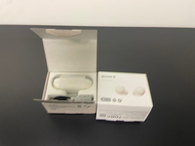 Sony WF-C500 Earbuds (white) Carousel 3