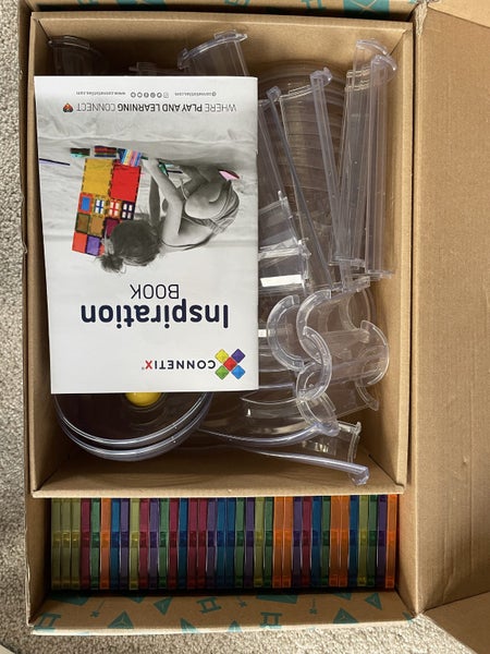 Connetix Magnetic tiles Carousel 3