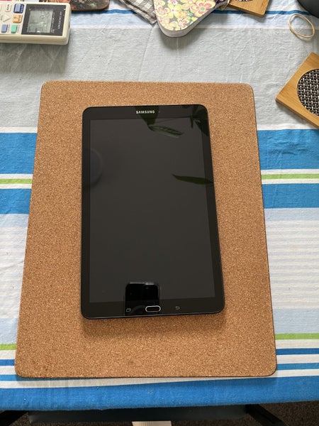 Samsung Galaxy Tab E Carousel 1