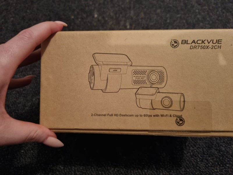 Blackvue dash cam DR750X-2CH Carousel 1