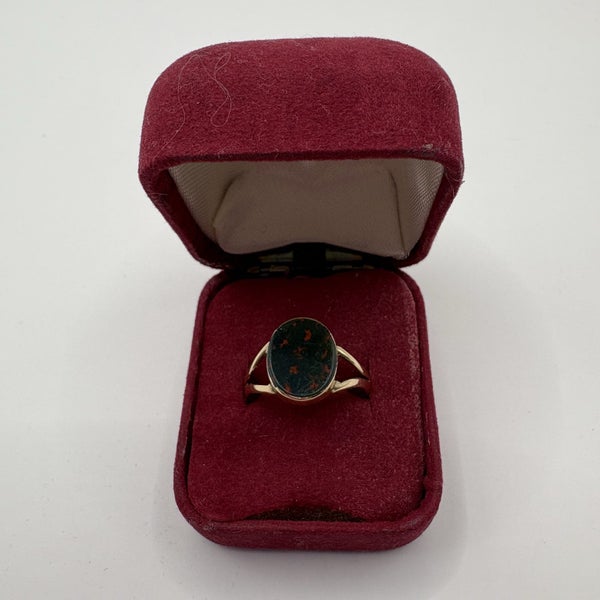 Vintage Bloodstone Signet Ring 9ct Rose Gold Carousel 1