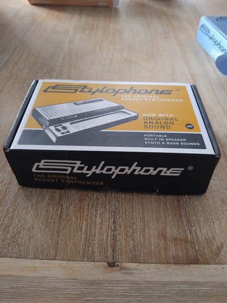 The Original Stylophone. Carousel 1