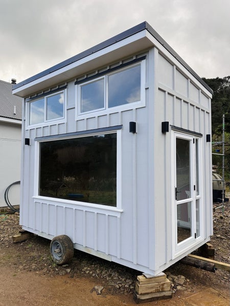 Cabin Sleepout Carousel 1