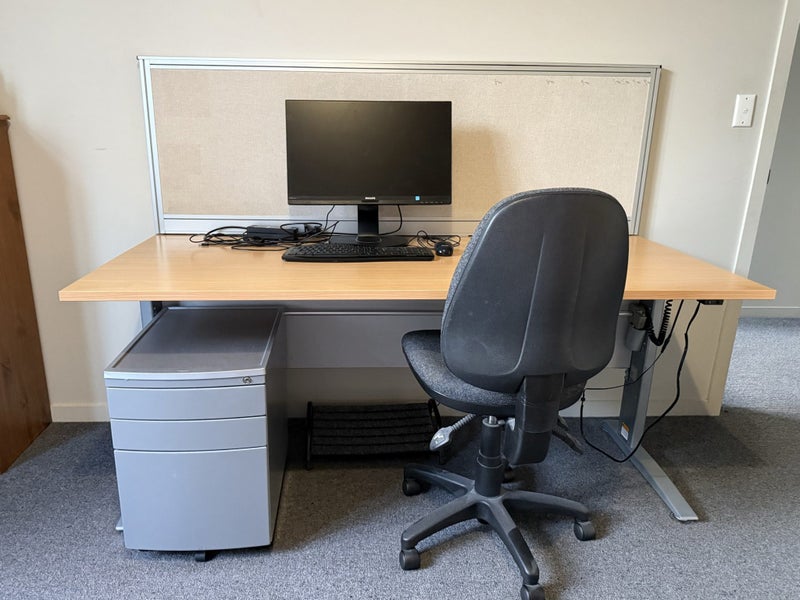 Electric Desk and Accessories Carousel 1