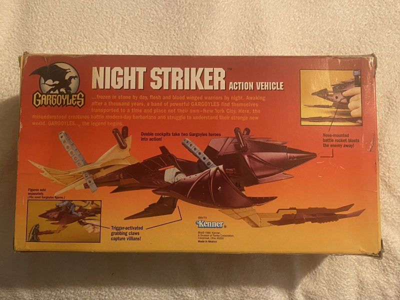GARGOYLES NIGHT STRIKER ACTION VEHICLE Carousel 2