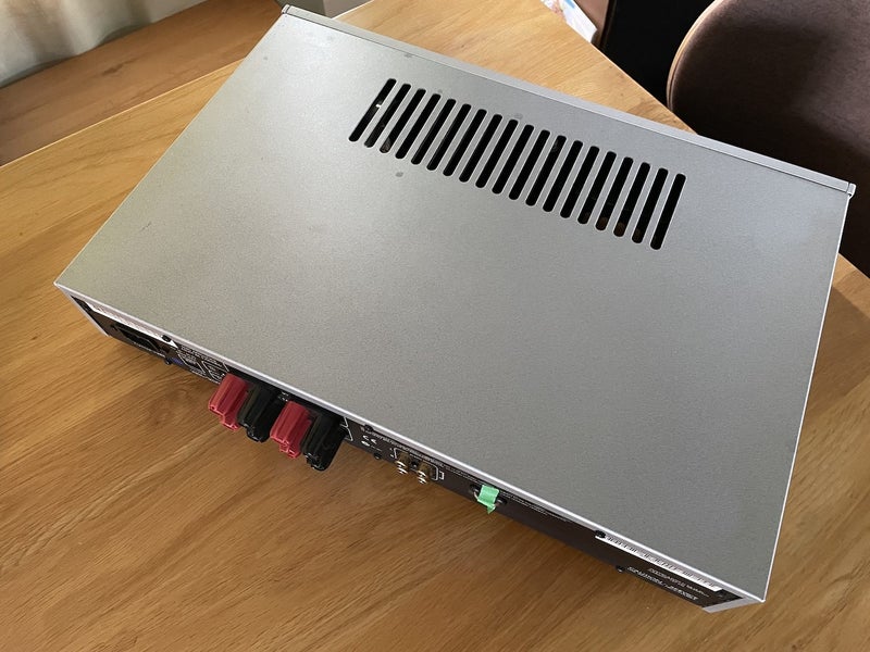 Arcam DiVA P80 Stereo Power Amplifier Carousel 6