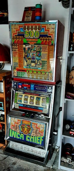 OLD POKER MACHINE ( NOT WORKING ) Carousel 2