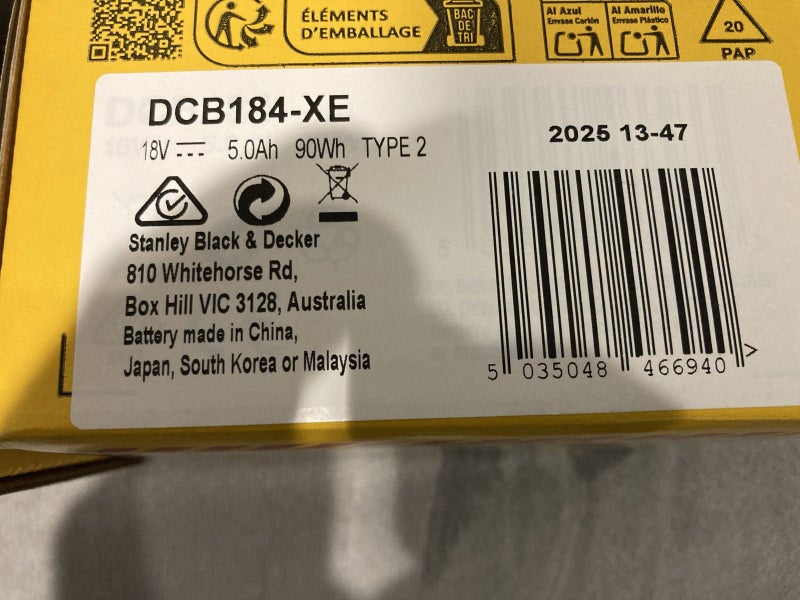 DeWALT 18V 5.0Ah Battery and Charger Starter Kit Carousel 8