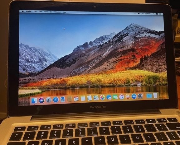 MACBOOK PRO Core i7 13" (late 2011) -256GB SSD for OS, 2TB HD for music/ photos636160374927381110