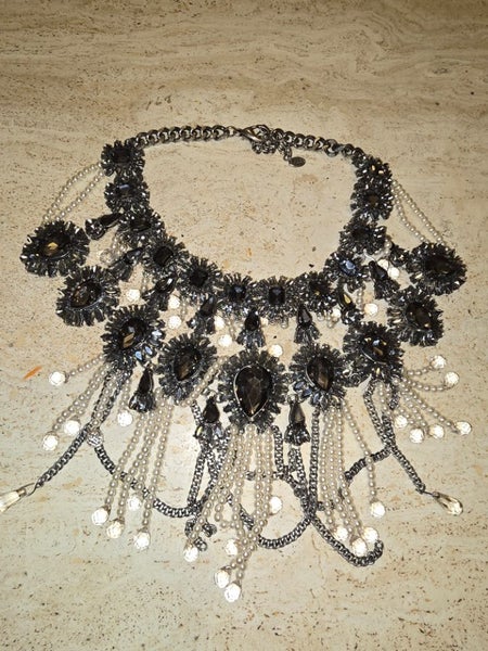 Zara Necklace Carousel 1
