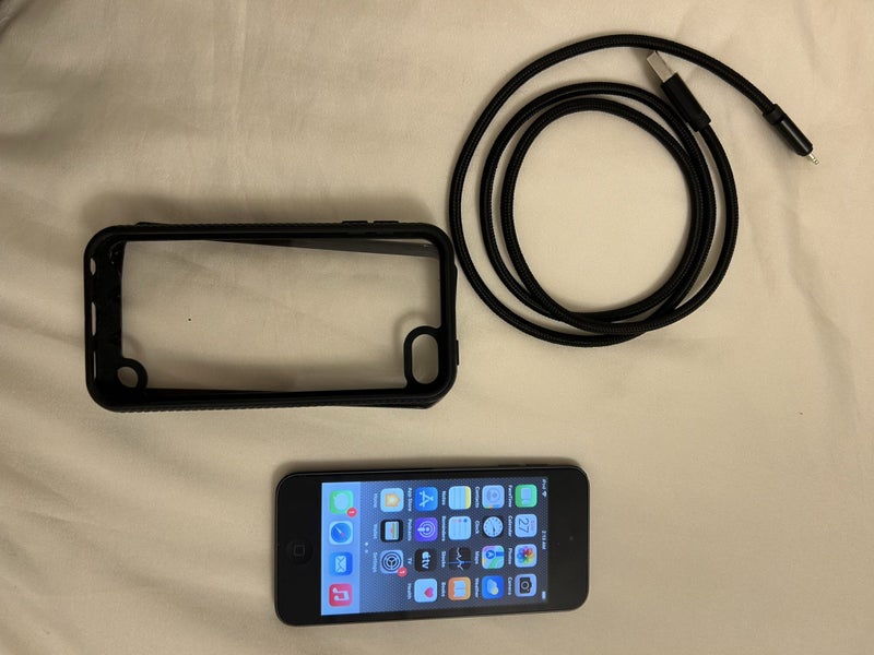 iPod Touch 7th gen 32gb Carousel 1