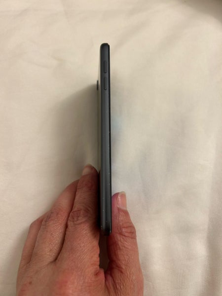 iPod Touch 7th gen 32gb Carousel 8