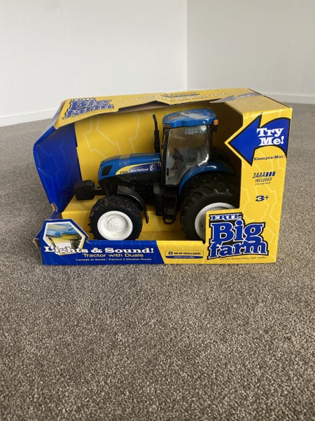 Brand new large tractor - great gift Carousel 1