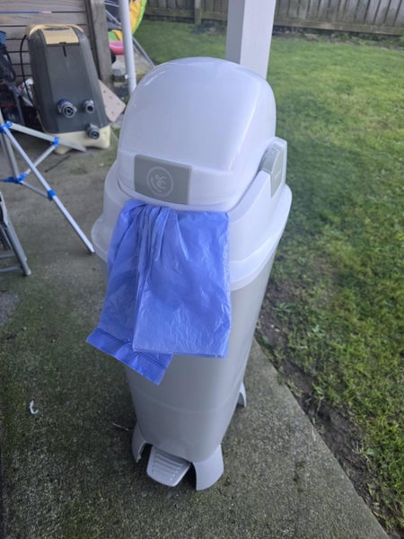 OdoCare Odourless Nappy Bin 75lt Carousel 2