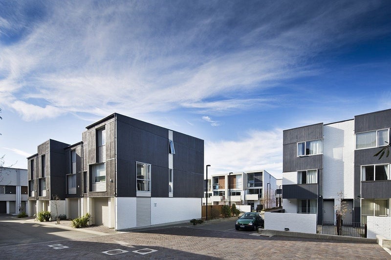 Newtown, 3 bedrooms63617776234883116
