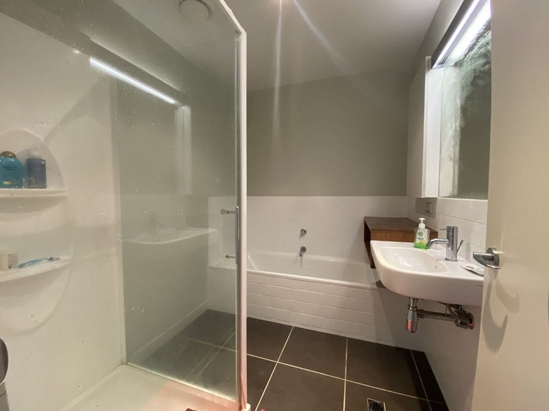Newtown, 3 bedrooms63617776234883113