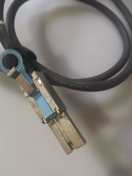 External SAS cable, Male Mini SAS SFF-8088, 1m Carousel 2