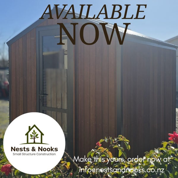 Delux Cedar Sudio 2.4m x 3.0m Carousel 1