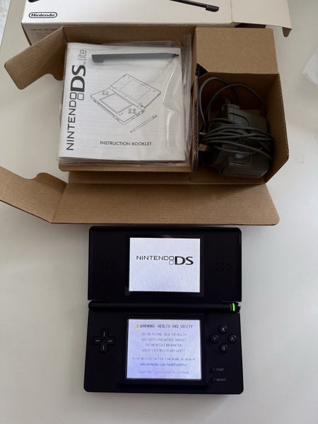Nintendo DS lite Carousel 2