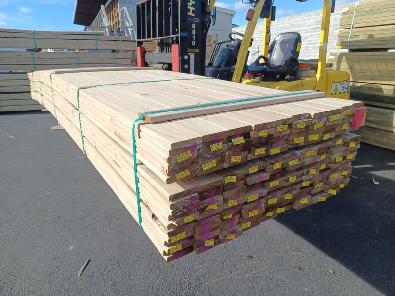 PINE DECKING - 90 x 19mm H3.2 - SMOOTH -809.4m - TS8089 Carousel 1