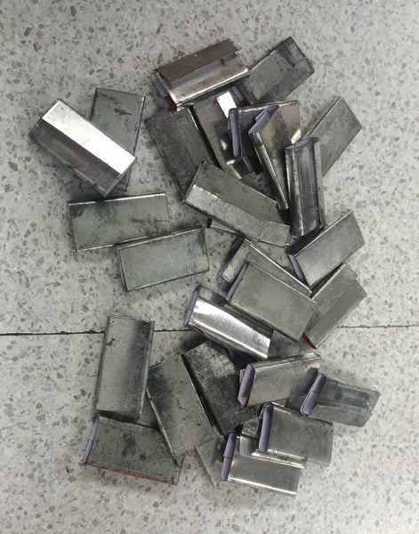 Metal Strap Seals – Rust-Affected - 2800Pcs Carousel 1