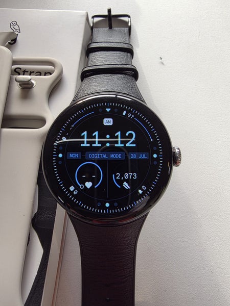 Google Pixel Watch 3 45mm Carousel 1