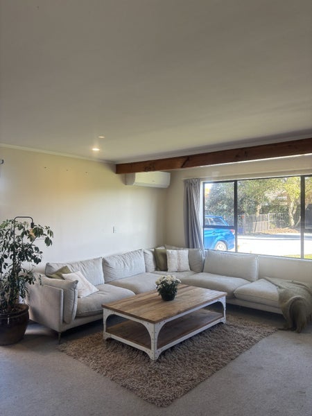 Paraparaumu Beach, 4 bedrooms64623928602755114