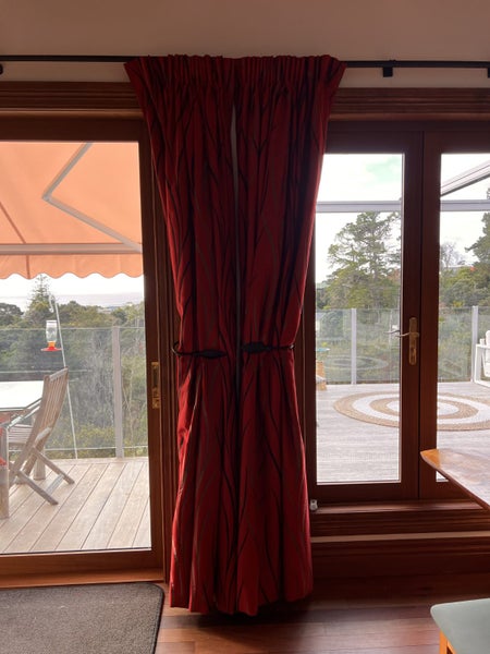 Luxury Curtains Drapes with blackout and thermal. New surplus to requirements Carousel 12