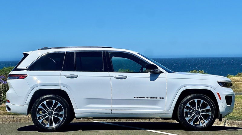 2026 Jeep Grand Cherokee Overland 3.6P/4Wd, photo 3