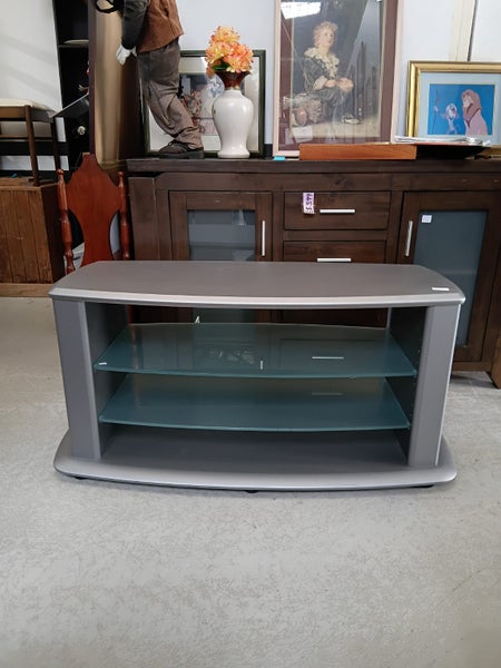 1523 TV STAND Carousel 1