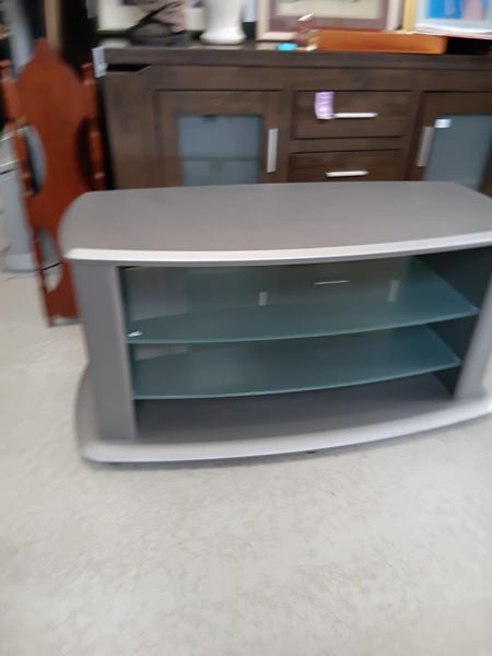 1523 TV STAND Carousel 2
