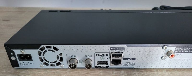 Panasonic Freeview Recorder UHF Terrestrial DMR-HWT260 * Wi-Fi Carousel 3