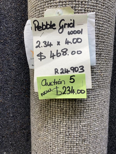 Auction 5 , 2.34 x 4.00 metres Woolen Loop pile carpet. Carousel 1
