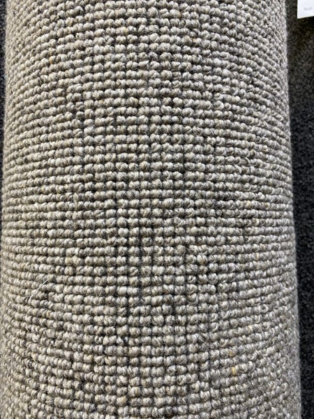 Auction 5 , 2.34 x 4.00 metres Woolen Loop pile carpet. Carousel 2