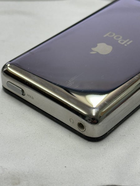 iPod Classic 5th Gen 80GB Carousel 3
