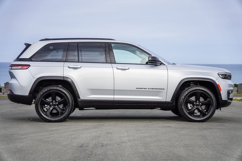 2026 Jeep Grand Cherokee Limited 5-Seat 3.6P, photo 3