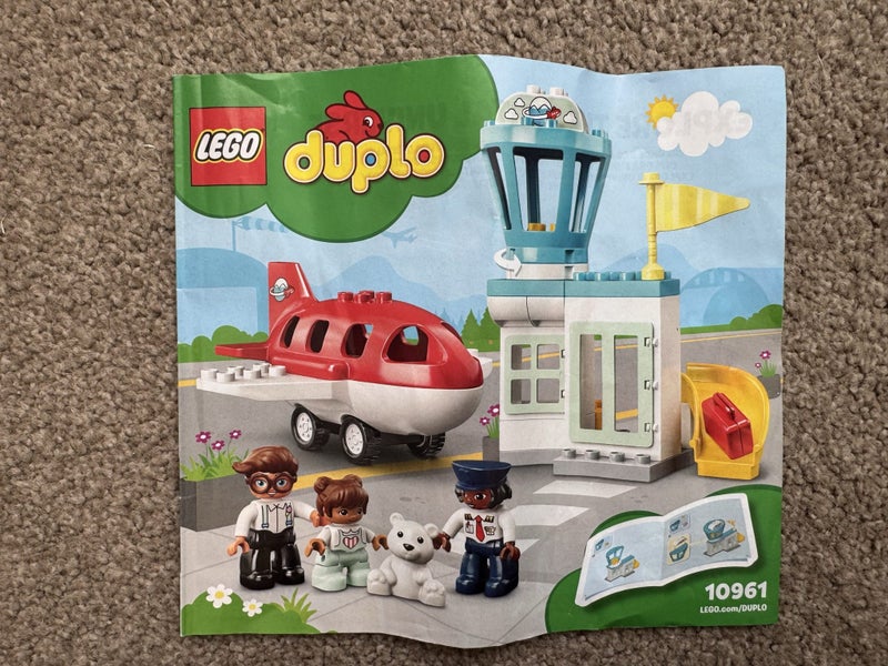 DUPLO AIRPLANE AND AIRPORT (#10961) Carousel 5