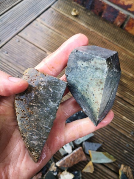 Pounamu greenstone bits and bobs offcuts and more 2.9 kgs $1 reserve Carousel 12