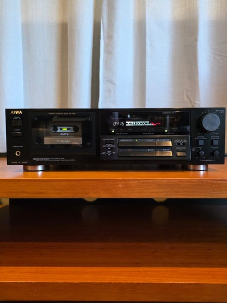 Aiwa AD-F880 3 Head Cassette Deck Carousel 1
