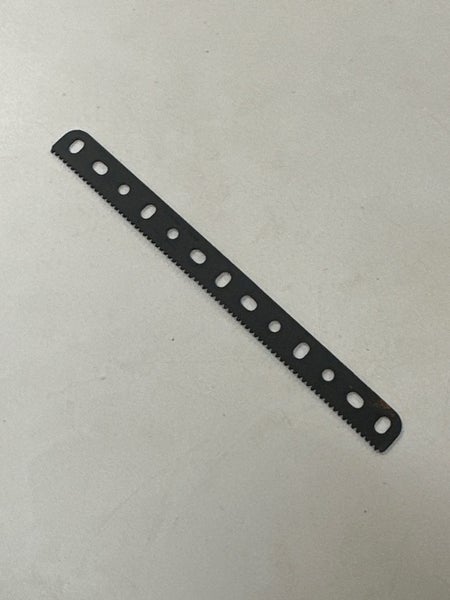 Meccano PN 110a 6.5” Rack Strip x 1 Carousel 1
